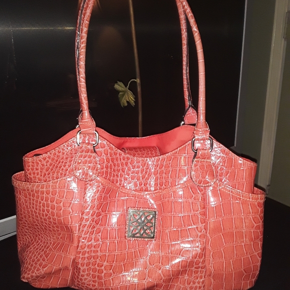 Purse - Picture 1 of 8